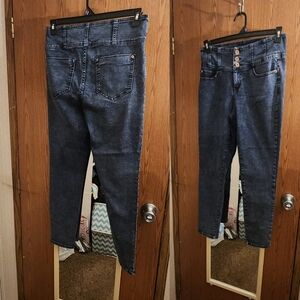 High waisted skinny jeans